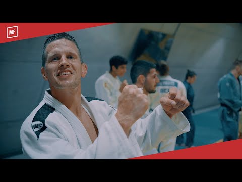 Halve Maan - Sportzot - Dirk Van Tichelt | by Media Facilities