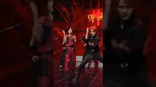 Download lagu stray kıds god's menu live performance mp3