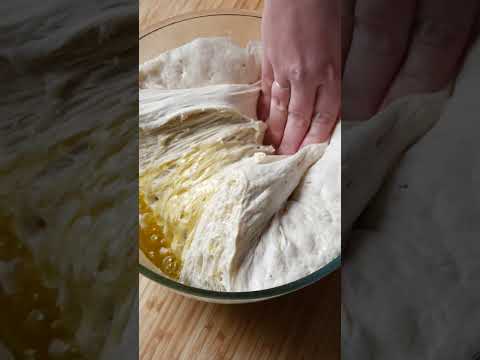 Olive and rosemary no knead focaccia voiceover