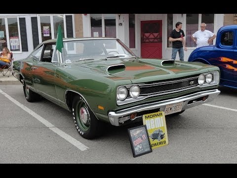 1969 Dodge Coronet Super Bee 426 Hemi - My Car Story with Lou Costabile