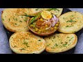 Delhi Style Matar Kulcha Recipe | Chole Kulche | दिल्ली स्टाइल मटर कुलचा | Stree