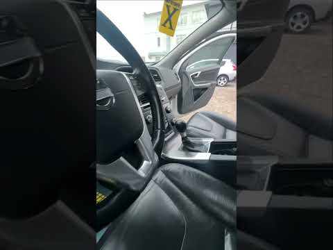 фото volvo v60 i 0