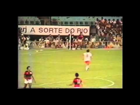 Flamengo 2x1 Cobreloa - 1ª final da Taça Libertadores de 1981 - *BL