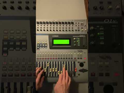 YAMAHA 01V 16 Channel Digital Mixer w/ Instant Scene Memory image 12