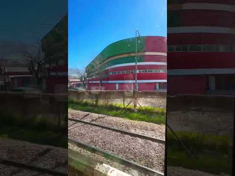 Están pintando de rojo el microestadio de #aaaj Malvinas Argentinas #shorts #lapaternal #buenosaires