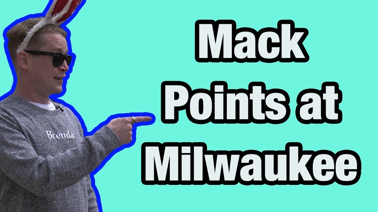 Bunny Ears: Macaulay Culkin Points at Things episode thumbnail