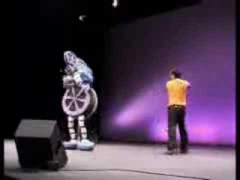 download lagu mp3 mp4 Cinecito, download lagu Cinecito gratis, unduh video klip Cinecito