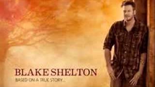 blake shelton lay low