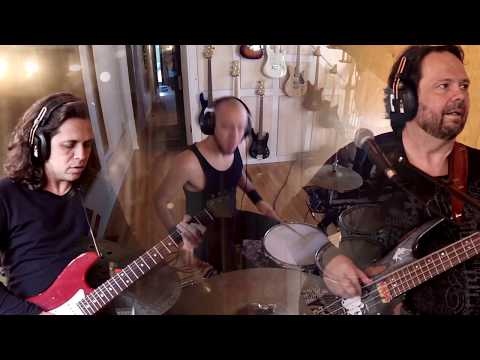 Dan and The Underdogs - GOT TO LET YOU KNOW (Live @ Castle Recording Studios - Nashville,TN)