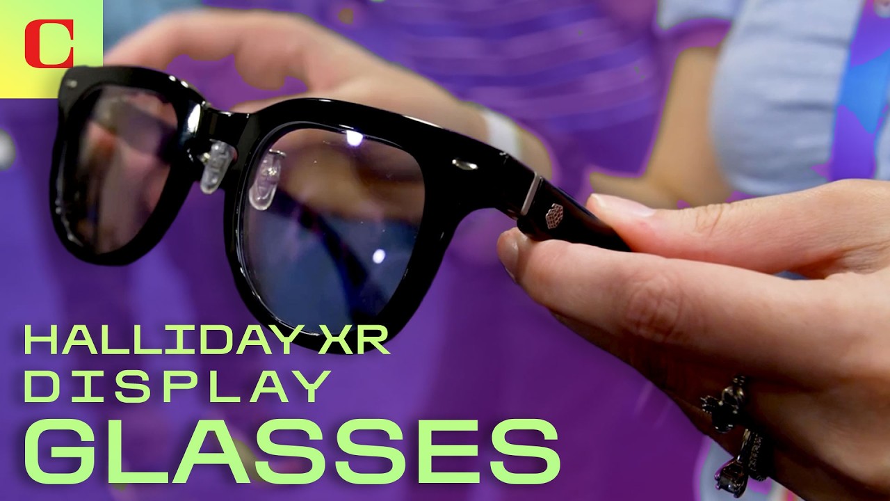 These Smart Glasses Put a Tiny Display In the Corner of Your Eye