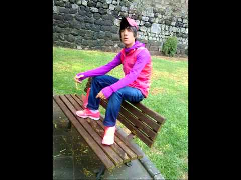 Iztherap Depresif kral Vefasız Mc Velat Çelik ( Mecalim Kalmadı Artık )