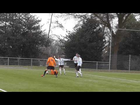 2 maart 2013 Bennekom A1 - VV De Meern A1 com 0-2, hands?