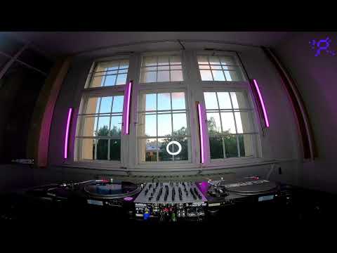 PATTERN: Selection 98 - Skin Contact - 8 PM