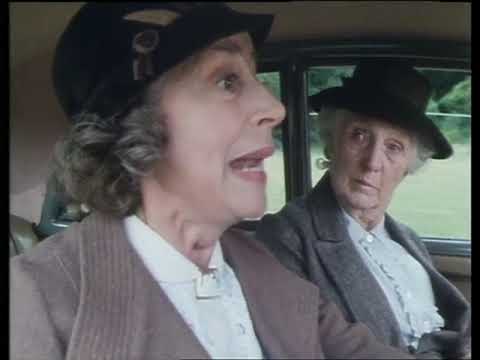 C'è un cadavere in biblioteca (1984)