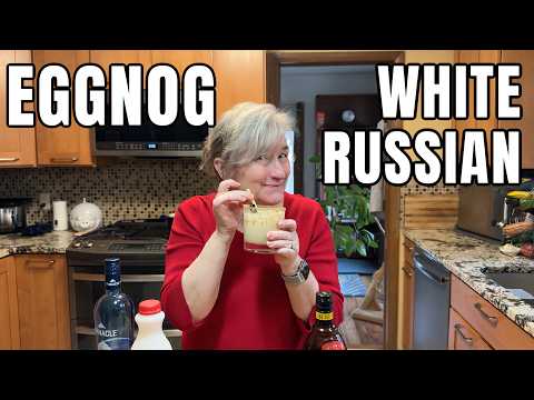 Eggnog White Russian: A Christmas Cocktail Recipe!