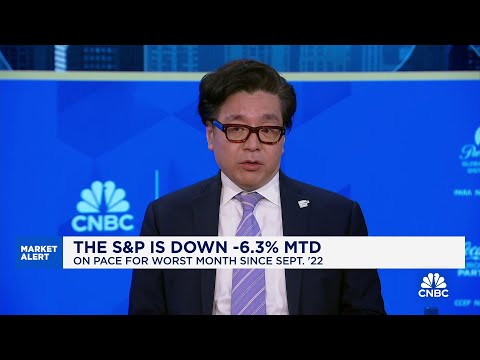 Markets could have the 'right pieces' for a bottom this week, says Fundstrat's Tom Lee