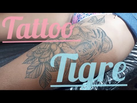 Tattoo tigre tatuagem floral feminina linhas delicada