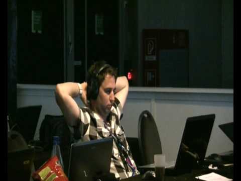 Rakaka.se Gamescom 2009 - Rolig tysk bredvid