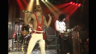 Queen (Freddie Mercury): I Want To Break Free (Live Semiwidescreen) HQ sound