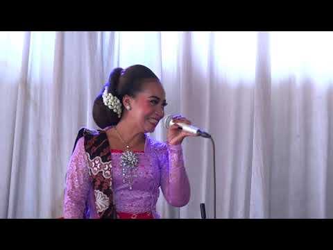 Campursari Podang Kuning Vocal. Daimah