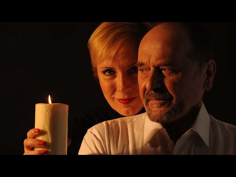Renata Drössler - ZVEDNI KOTVU OFÉLIE, text