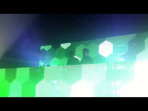 Cosmic Gate @ Anjunabeats Party in Miami @ Ice Palace March 24 2011  Live, love this drop