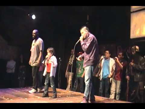 Kid Beatboxer and 2011 American Beatbox Champion Perform (Amza X Jflo)