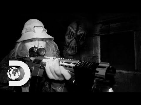 "Guys We're Getting Surrounded" l Mountain Monsters