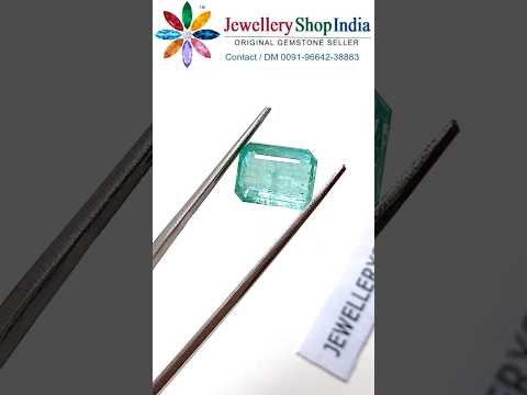 Product video thumbnail