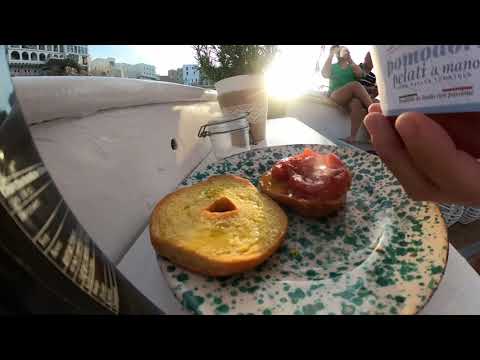 Friselliamo? Herkunft und Geschichte des typischen Snacks aus Apulien