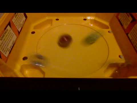 Beyblade Burst Battle: Spryzen S2 .K.U vs Yaeger Yggdrasil .8M.Q