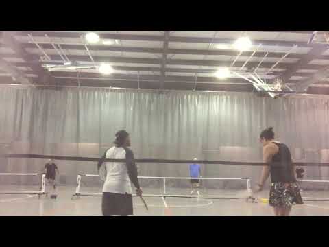 Pickleball Kevin Walker/Sara Maher vs Sarah Bortua/Carroll