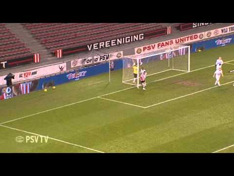 PSV wint oefenduel van Telstar: 2-1