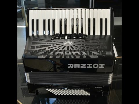 Hohner Bravo III 72 Bass Piano Accordion Black image 4