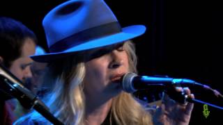 Over The Rhine - "If We Make It Through December" (eTown webisode #713)