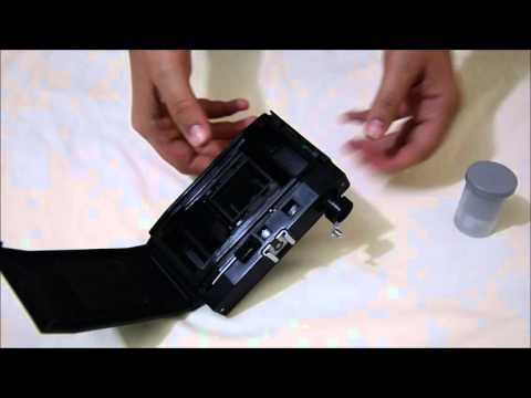 Loading 35mm film in a Cosmic symbol - Lomo Camera