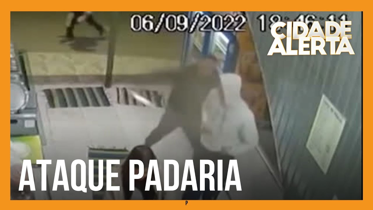 Jovem é morto com golpe de faca em padaria na Grande São Paulo