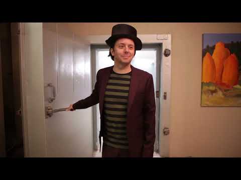 doubleVee: Dangerous World Music Video Behind the Scenes