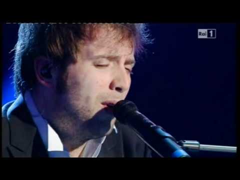 Sanremo 2011 - Finale - Raphael Gualazzi - Follia d'amore