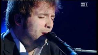 Sanremo 2011 - Finale - Raphael Gualazzi - Follia d'amore