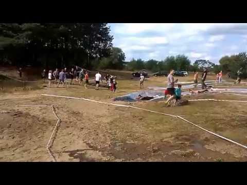 Bieg brudasów - wakacyjny tor przeszkód