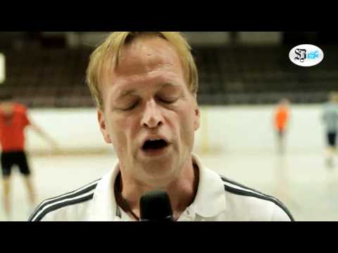 Axel Gerhard (TuS Ferndorf) zur Ernährung der Spieler