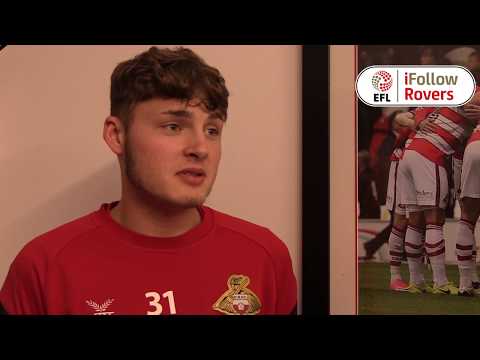 Tyler Walker signs new deal