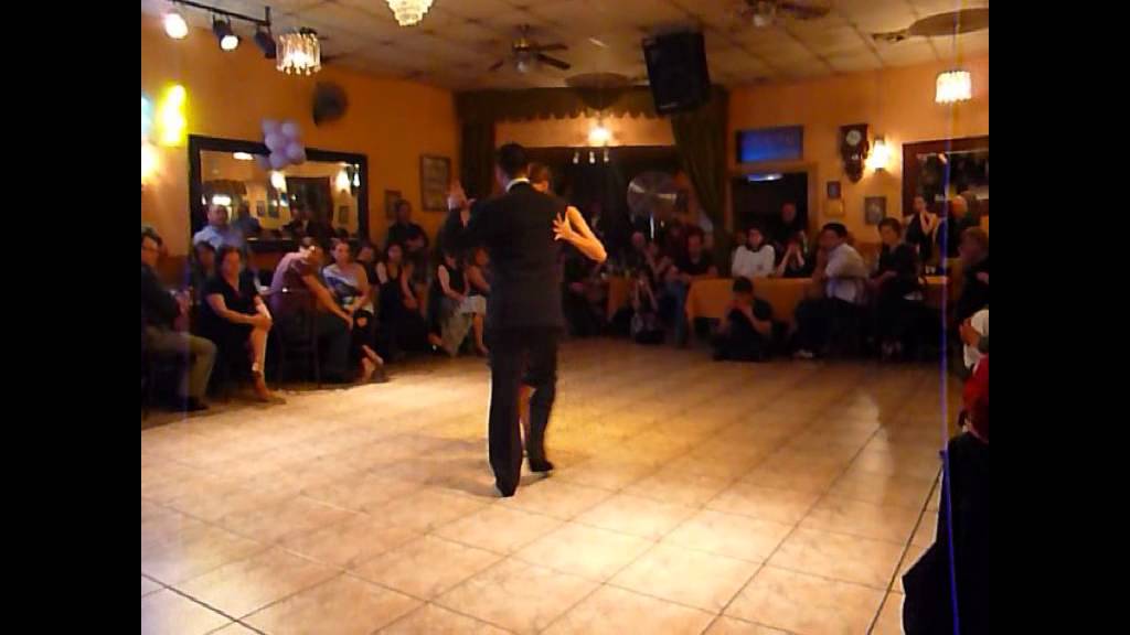 JAVIER RODRIGUEZ Y ANDREA MISSE - TANGO EN BUENOS AIRES TANGO CLUB STGO. CHILE