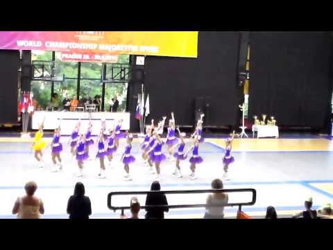 Elité Minís I.Vicemistryně světa 2014 pochodové defilé