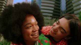 YOOX shop fashion, design & art | YOOX.com