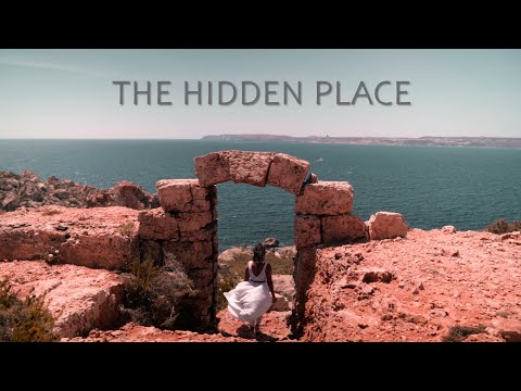 Summer Vlog, Malta [ Ghar Tuta , Natural Arch ]