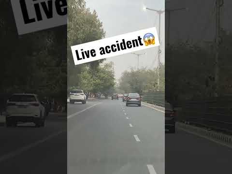 Live accident XUV700 #live #liveaccident #accidentnews #xuv700 #mahindra #4x4 a#xuv700accident