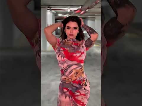 Stunning tight floral jumpsuit summer street style outfit #fashion #style #outfit #shorts