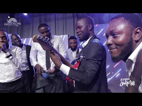 FISTON MBUYI-Lindanda (Concert Surpris lubumbashi)